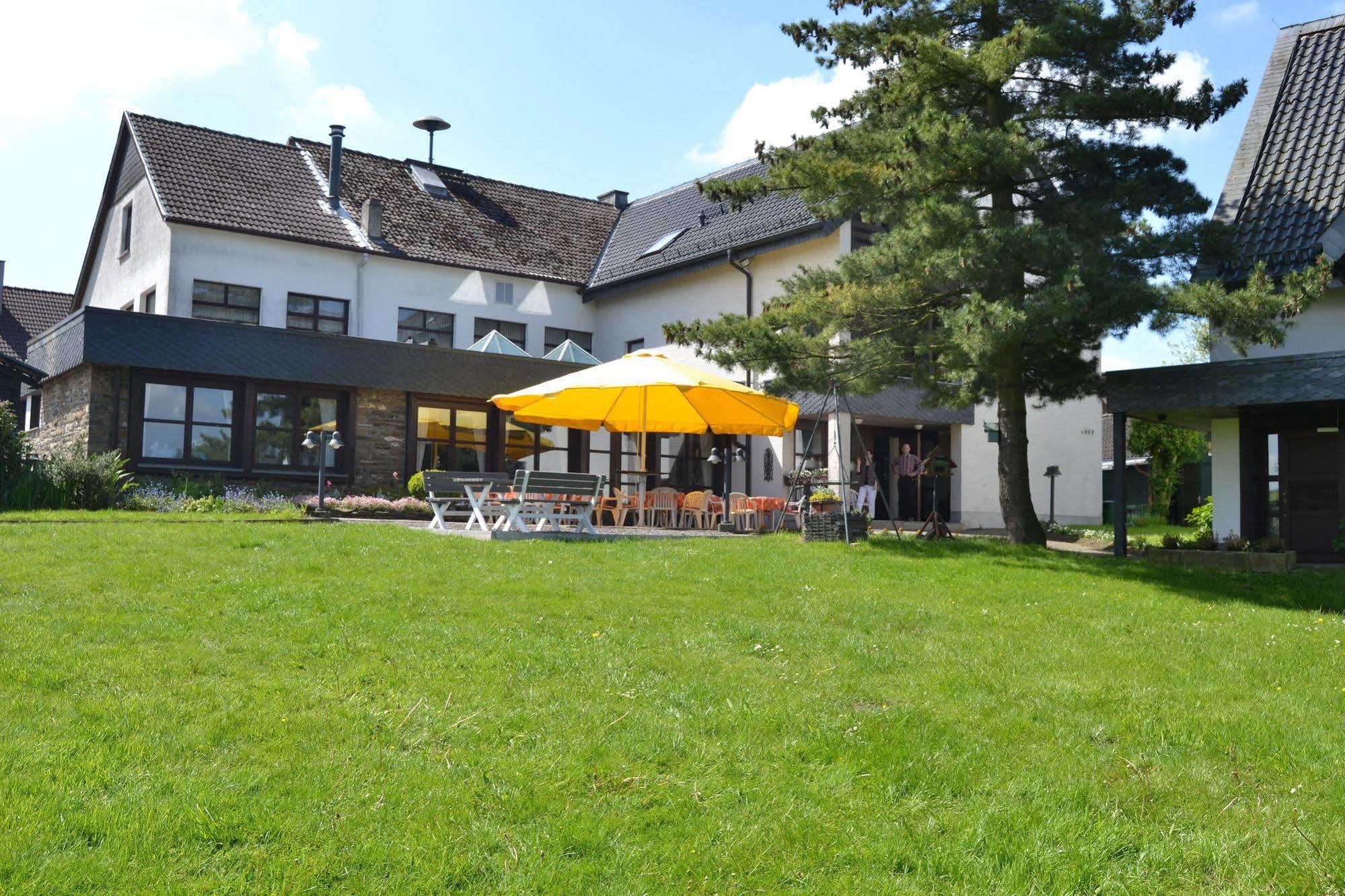 Gasthof Spelsberg Altena Exterior photo